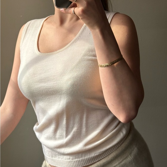 Escada top - Picture 2 of 7